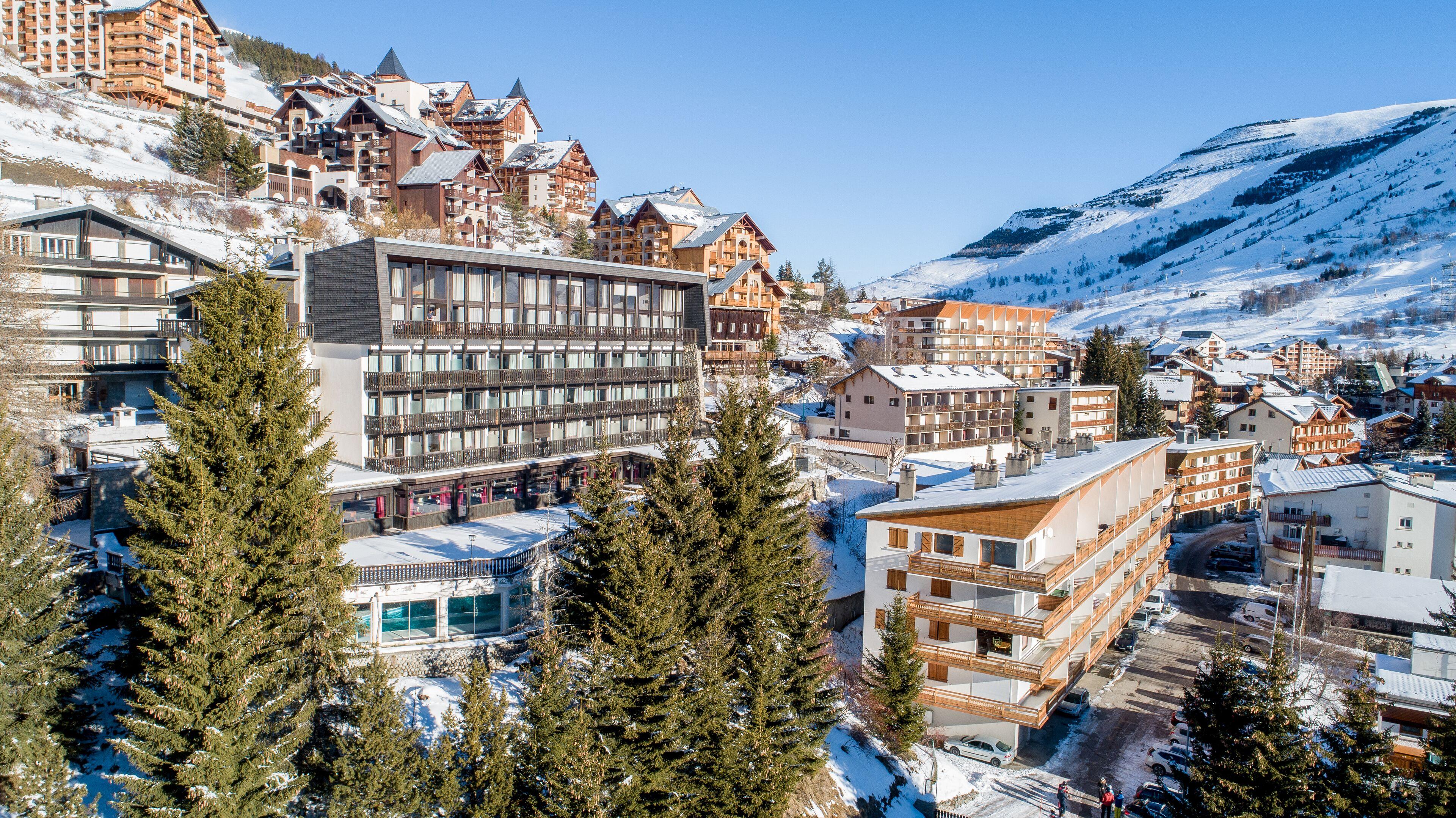 Royal Ours Blanc Boutique & 4*
