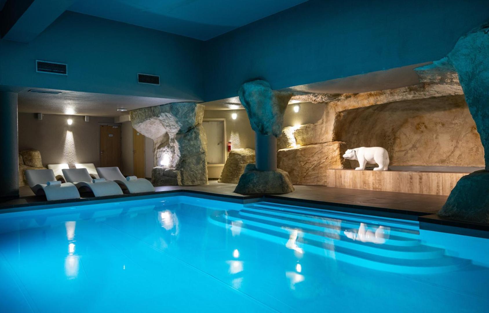 Hotel Royal Ours Blanc Boutique Hôtel&spa 4*