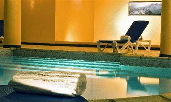 Hotel Royal Ours Blanc Boutique Hôtel&spa 4*