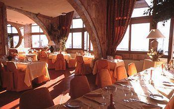 Hotel Royal Ours Blanc Boutique Hôtel&spa 4*